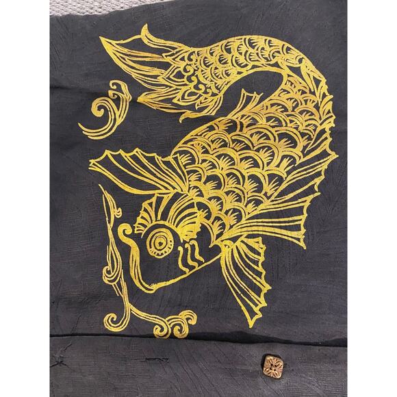 Tommy Bahama Shirt Adult Medium Black Koi Fish Big Print Hawaiian 100% Silk - Picture 8 of 10